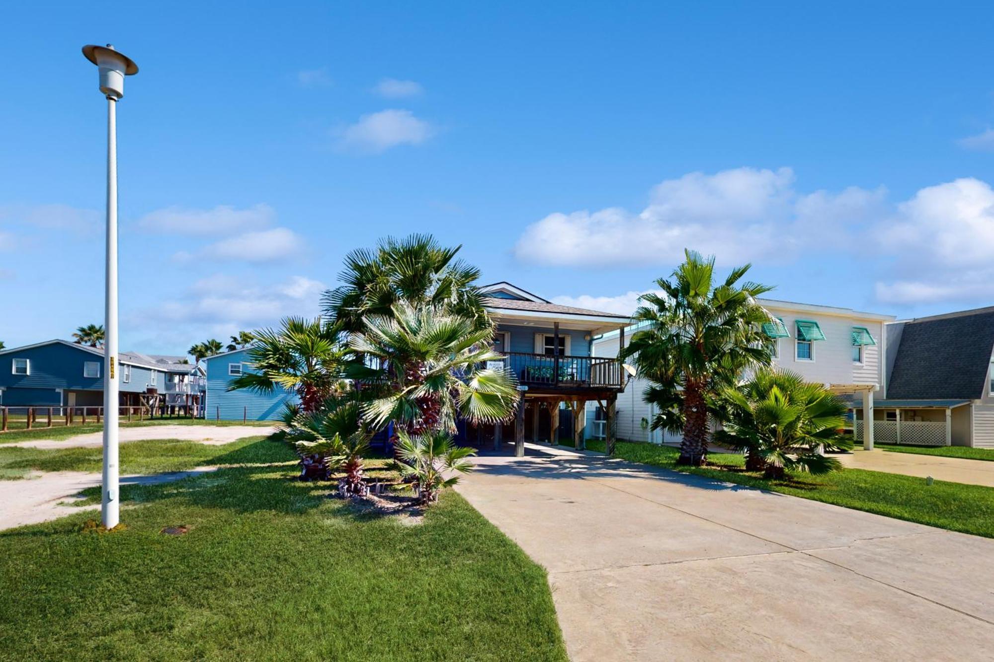 Sunflower Hello Port Aransas Exterior photo